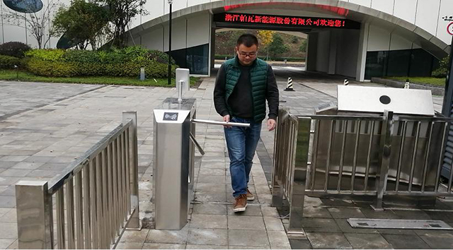 同樣都是閘機(jī)，不同場(chǎng)合應(yīng)該選擇什么樣的閘機(jī)